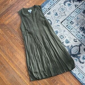 Olive green sleeveless old navy dress